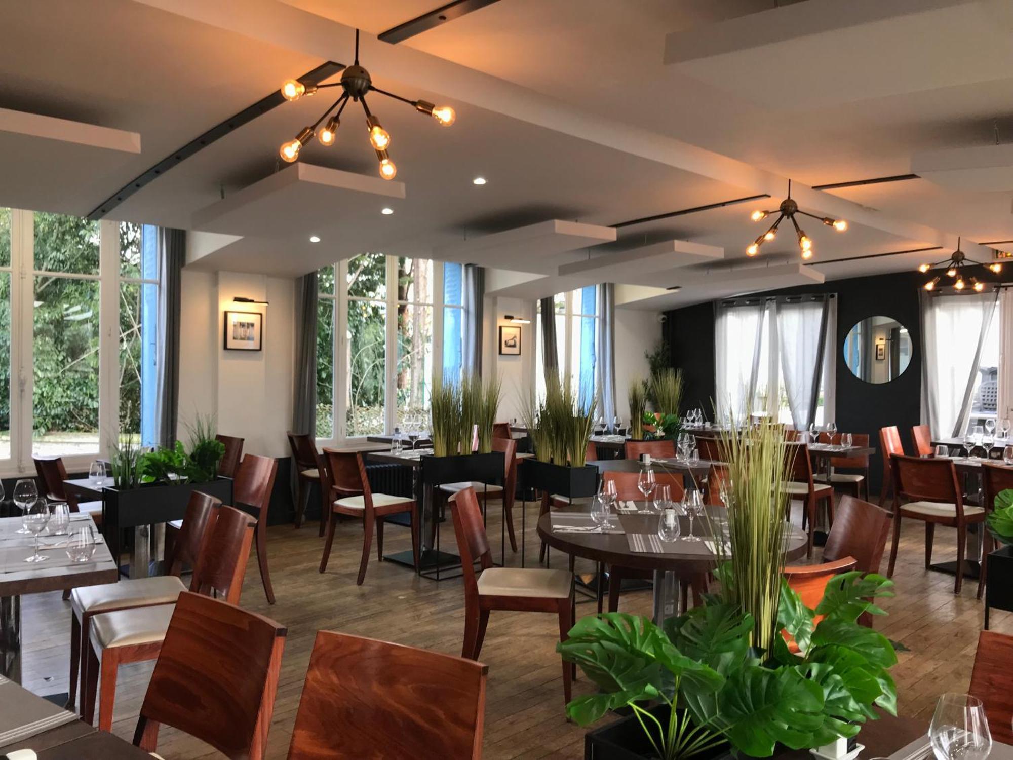 Logis Hotel & Restaurant - Les Bords De Seine La Roche-Guyon Luaran gambar