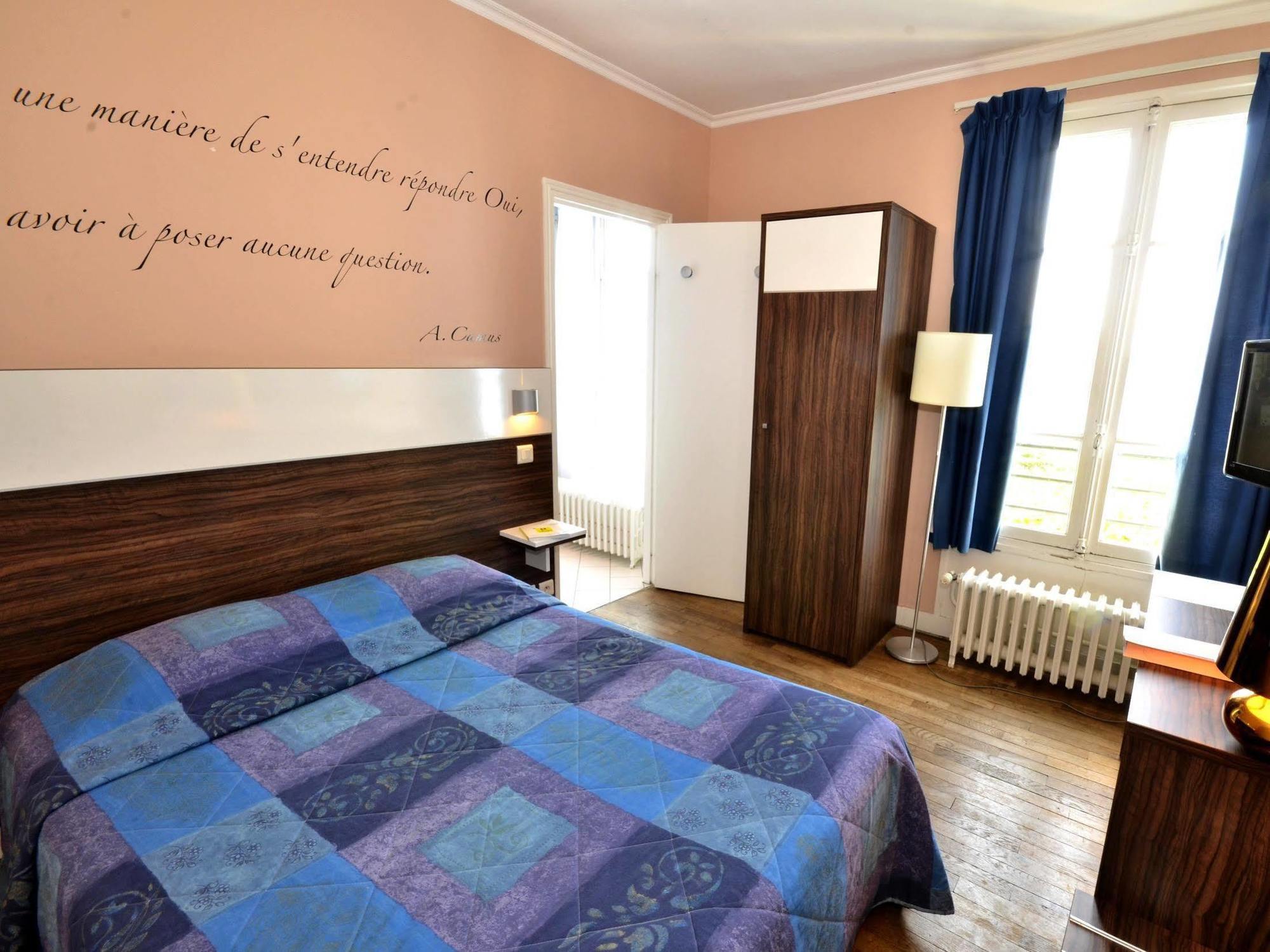 Logis Hotel & Restaurant - Les Bords De Seine La Roche-Guyon Luaran gambar