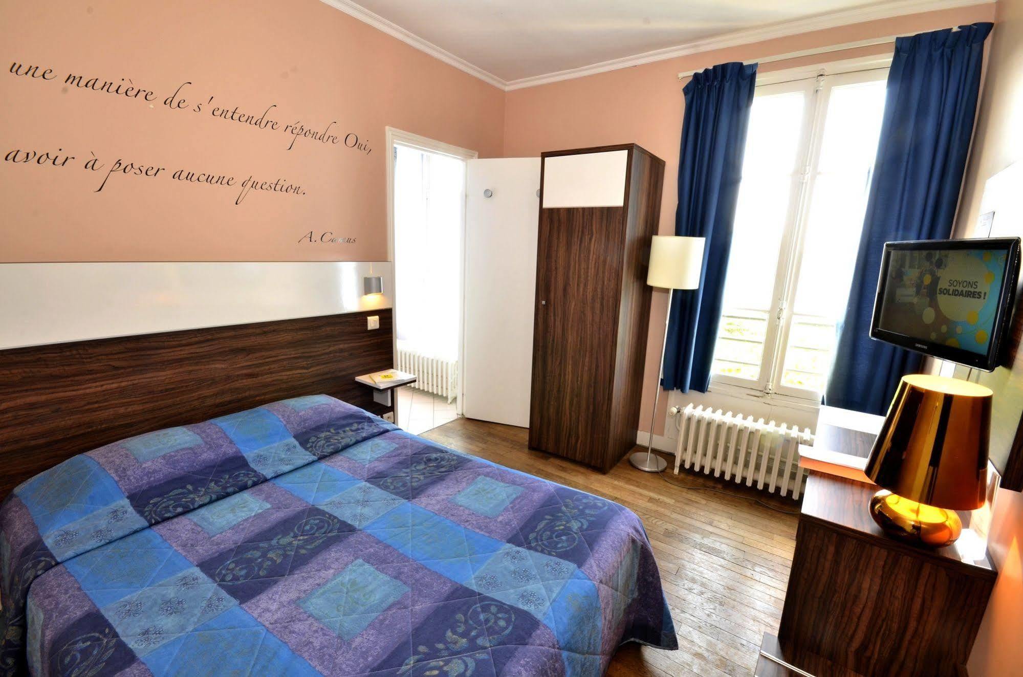 Logis Hotel & Restaurant - Les Bords De Seine La Roche-Guyon Luaran gambar