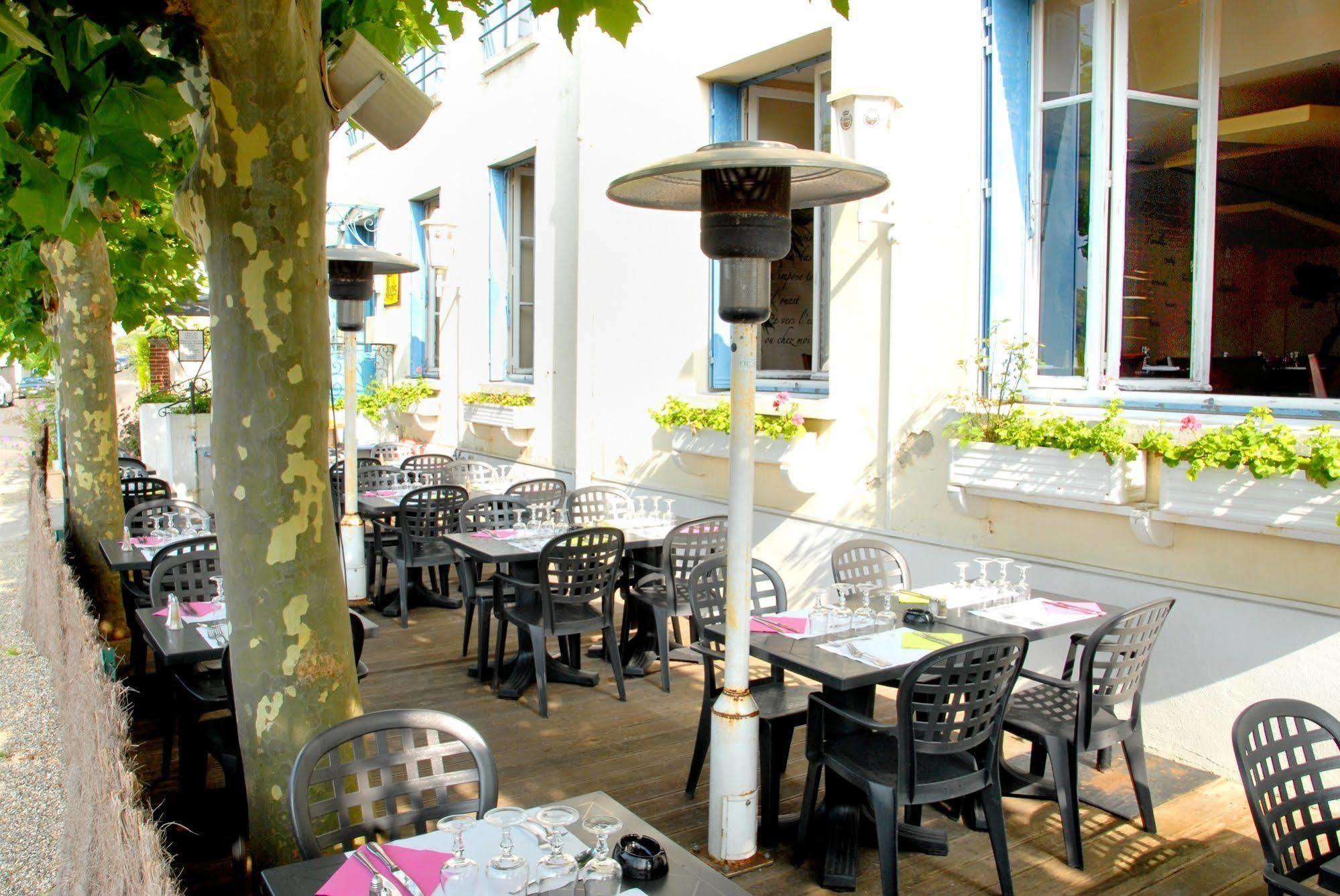 Logis Hotel & Restaurant - Les Bords De Seine La Roche-Guyon Luaran gambar